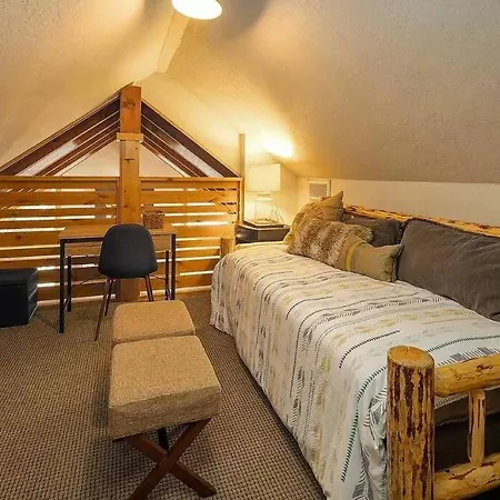 Serenity Tahoe Retreat And Hot Tub - 10 Min To Northstar